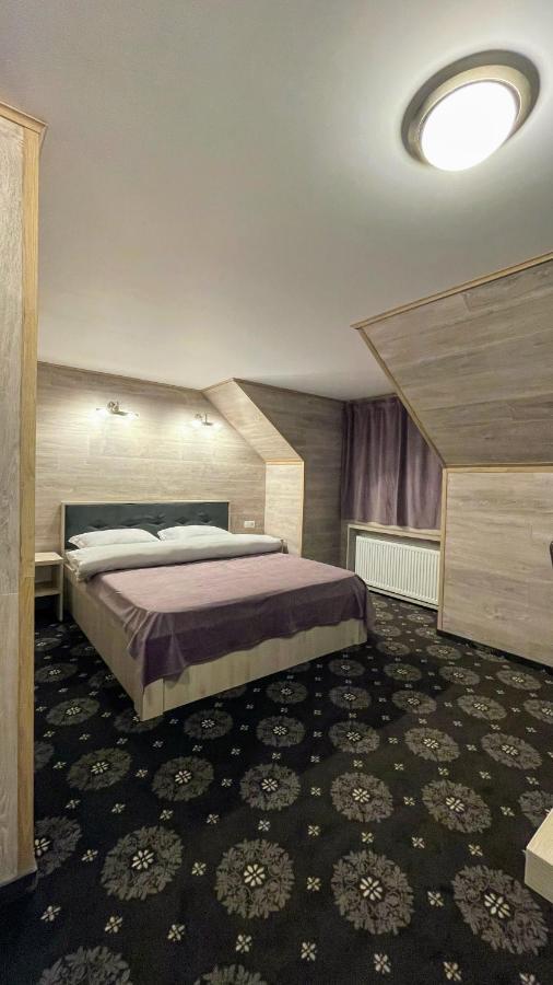 Royal Bucovina Residence Adults Only-Self Check-In Câmpulung Moldovenesc Esterno foto