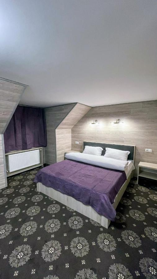Royal Bucovina Residence Adults Only-Self Check-In Câmpulung Moldovenesc Esterno foto