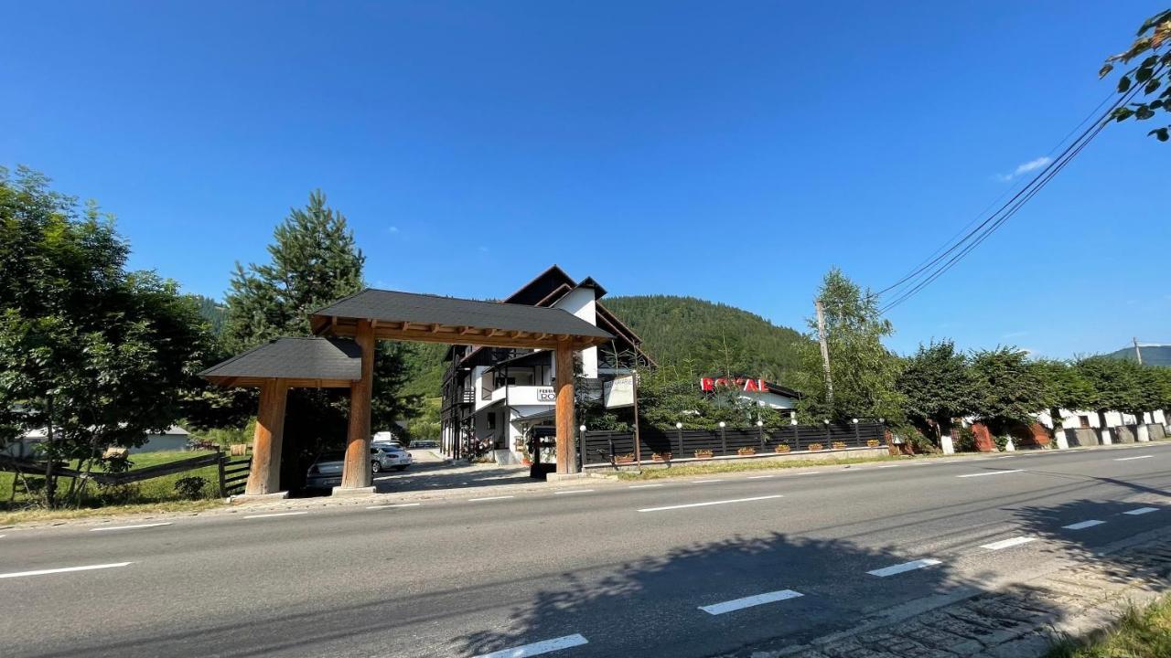 Royal Bucovina Residence Adults Only-Self Check-In Câmpulung Moldovenesc Esterno foto