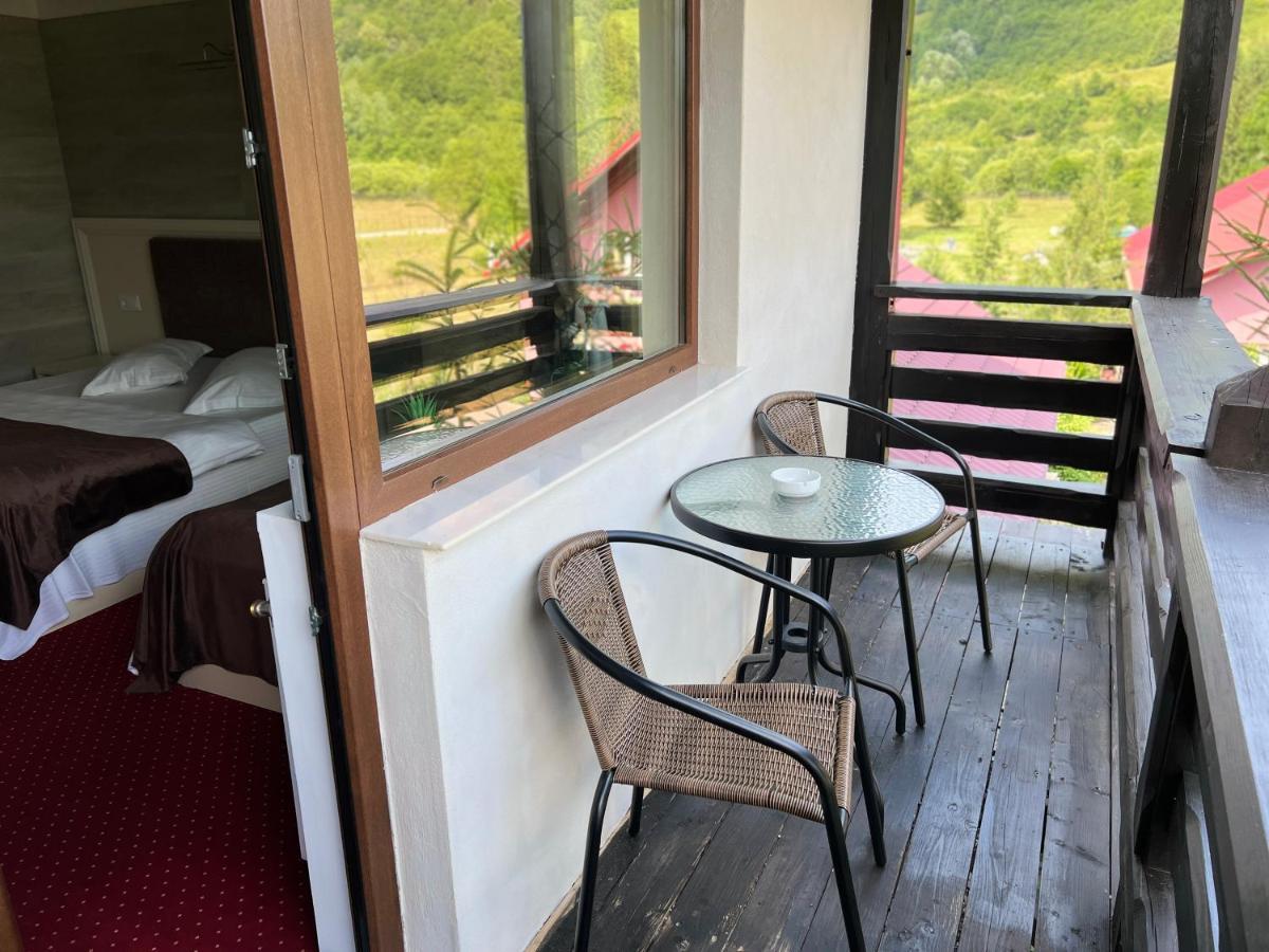 Royal Bucovina Residence Adults Only-Self Check-In Câmpulung Moldovenesc Esterno foto