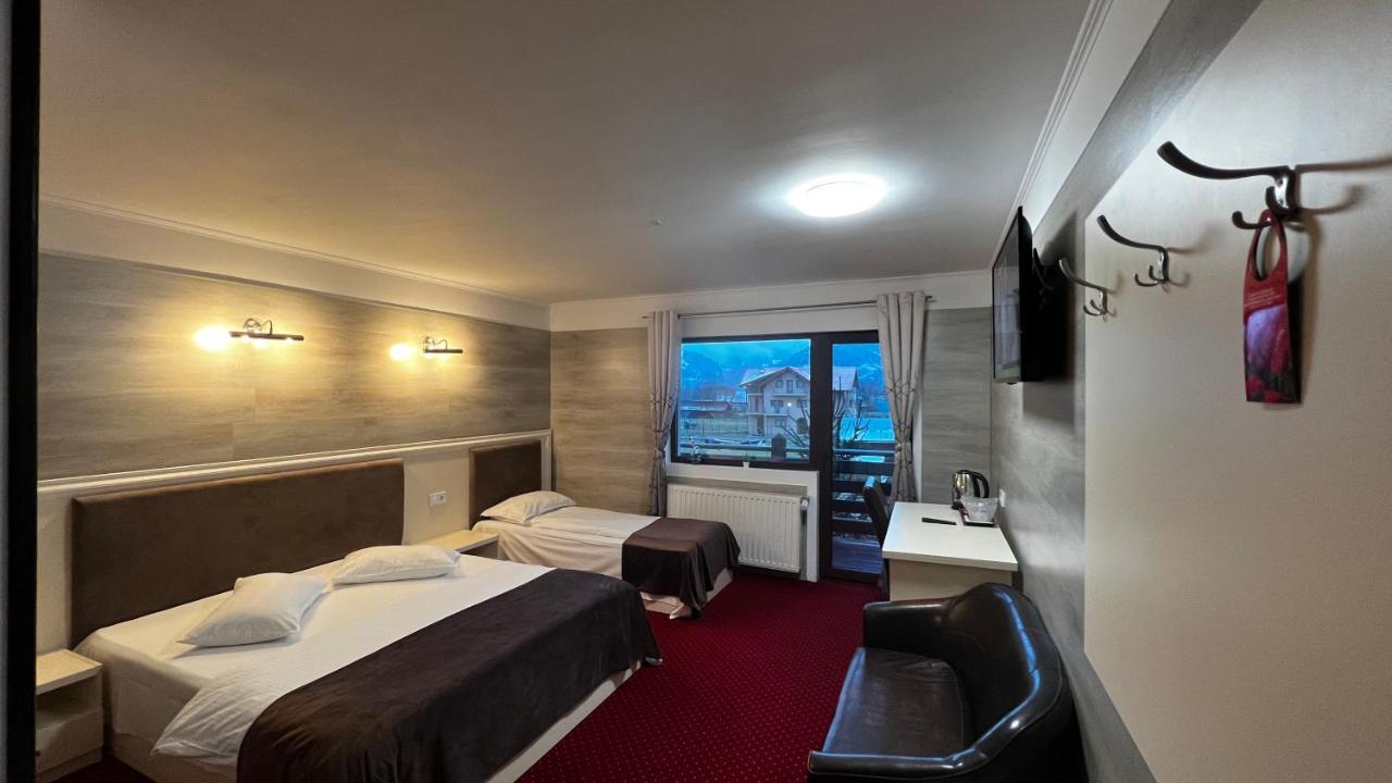Royal Bucovina Residence Adults Only-Self Check-In Câmpulung Moldovenesc Esterno foto